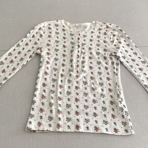 Doen floral Henley 3/4 length sleeve pointelle tshirt